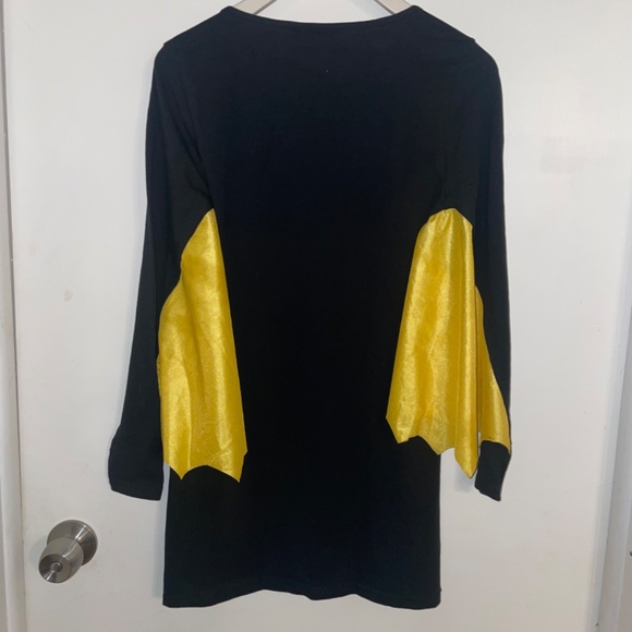 NWOT Rubie's Women's Batgirl Costume Dress with Attached Wings Cape Size S/M - Picture 9 of 10